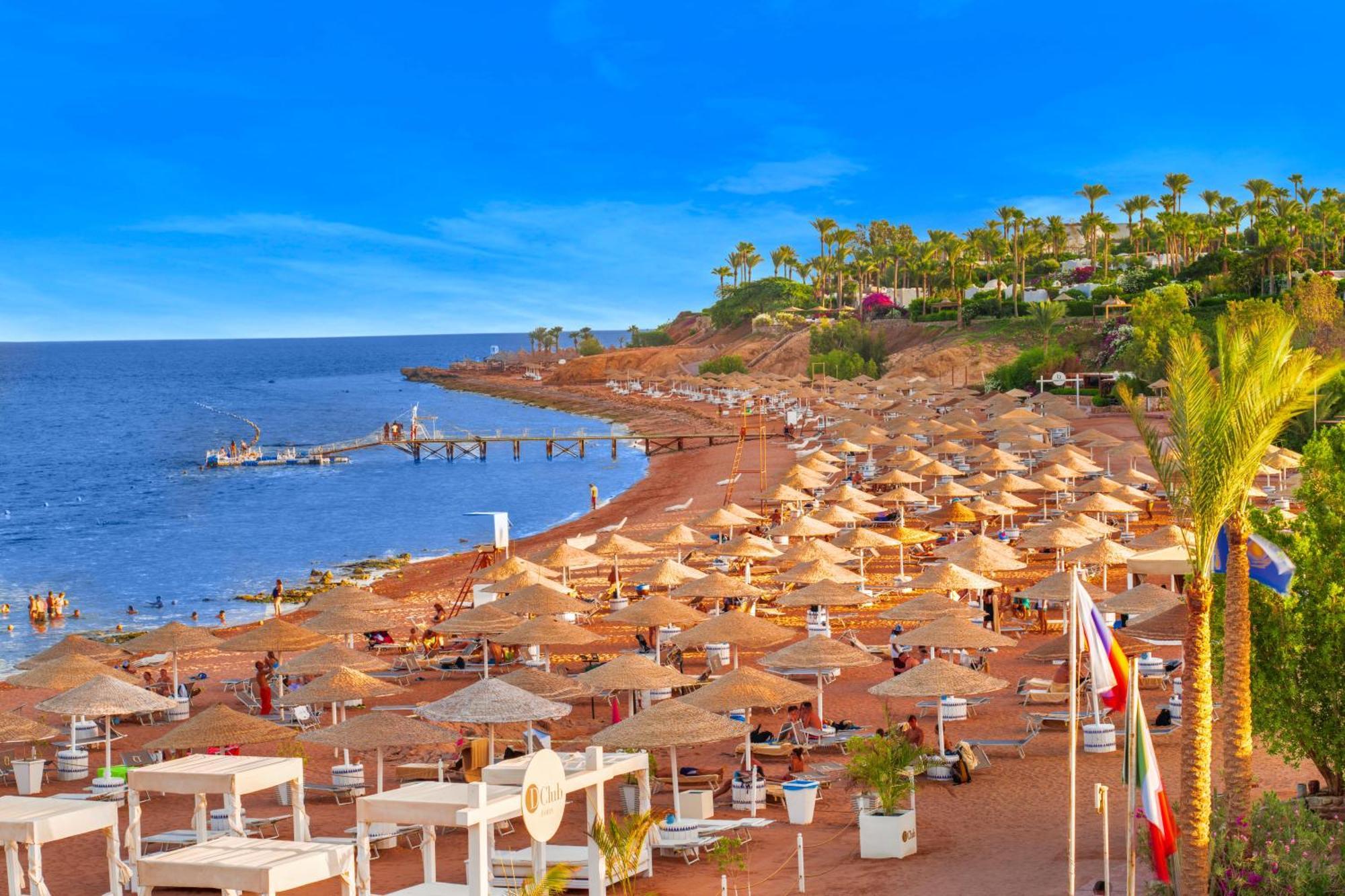 Domina Coral Bay Resort, Diving , Spa & Casino Sharm el-Sheikh Exterior photo Beach in Hurghada